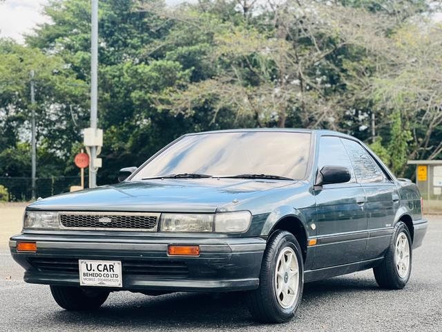 Nissan BLUEBIRD 1991 — фото автомобиля 1