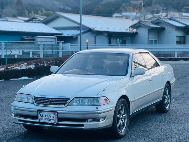 Toyota MARK II 2000 — фото автомобиля