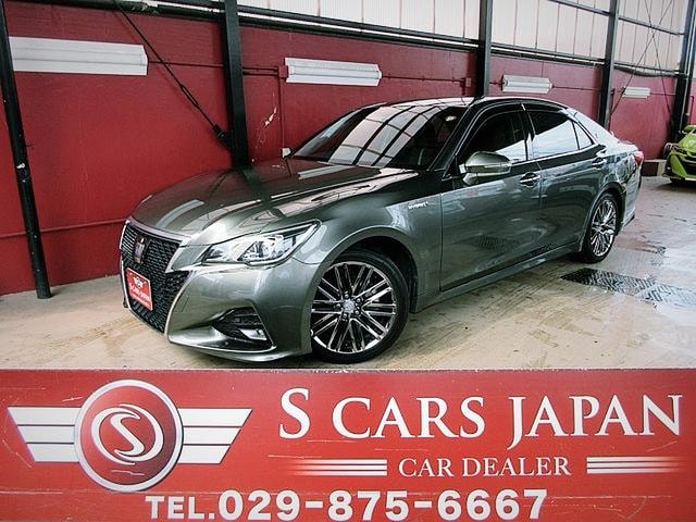 Toyota CROWN HYBRID 2017 — фото автомобиля