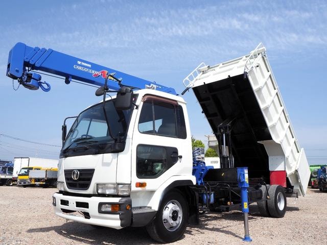 Ud Trucks CONDOR 2007 — фото автомобиля 1
