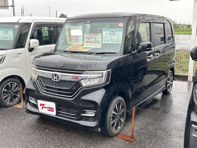 Honda N-BOX CUSTOM 2018 — фото автомобиля 1
