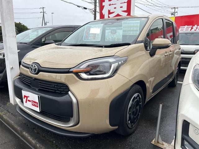 Toyota SIENTA 2023 — фото автомобиля 1