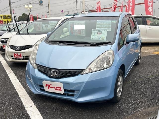 Honda FIT 2013 — фото автомобиля 1