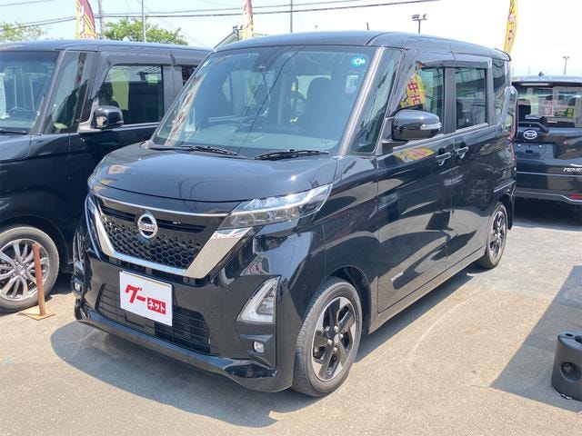 Nissan ROOX 2022 — фото автомобиля 1