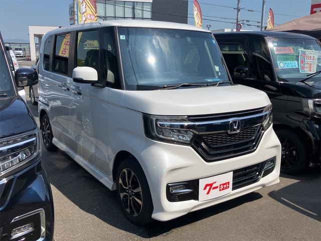 Honda N-BOX CUSTOM 2019 — фото автомобиля 1