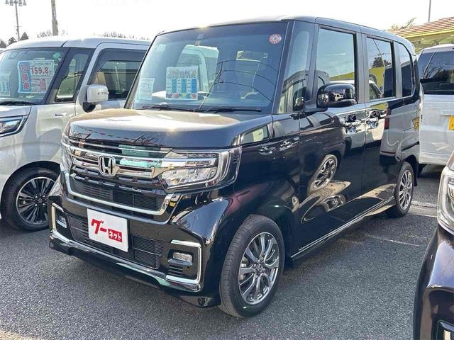 Honda N-BOX CUSTOM 2023 — фото автомобиля 1