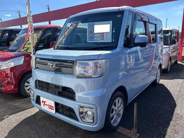 Toyota PIXIS MEGA 2016 — фото автомобиля