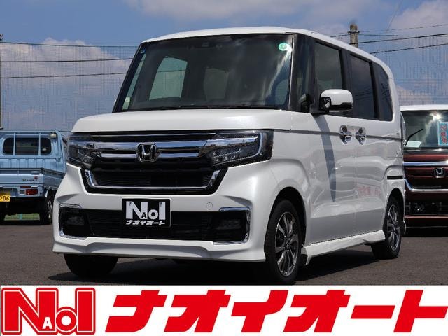 Honda N-BOX CUSTOM 2021 — фото автомобиля 1