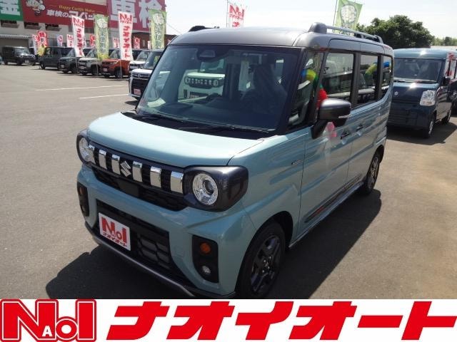Suzuki SPACIA GEAR 2025 — фото автомобиля