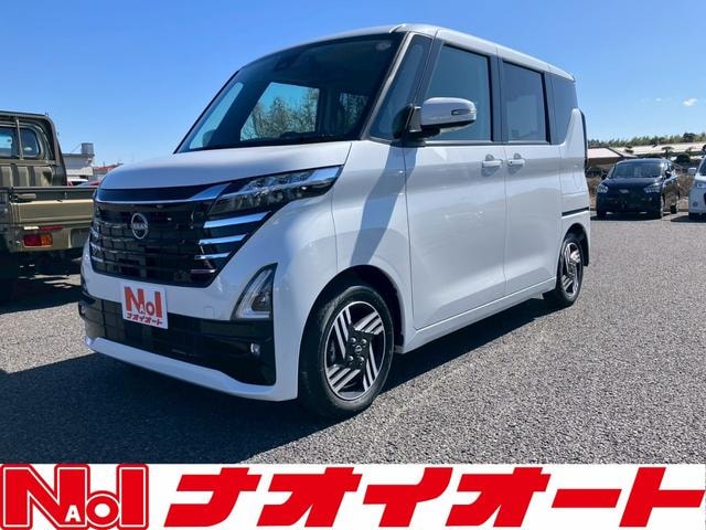 Nissan ROOX 2025 — фото автомобиля