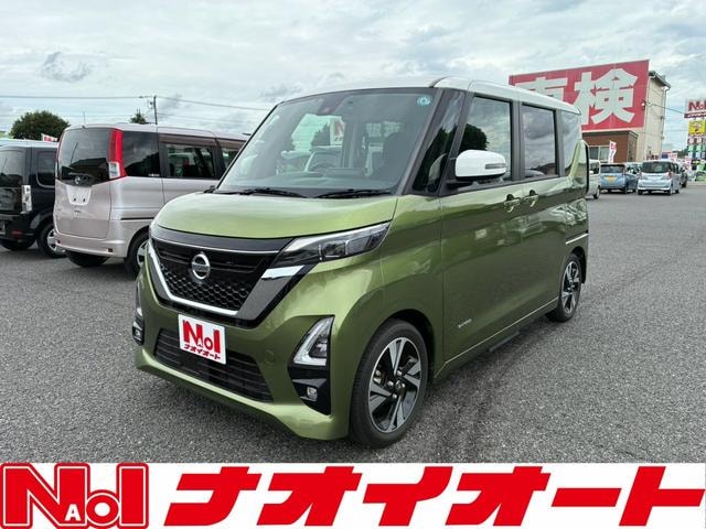 Nissan ROOX 2022 — фото автомобиля 1