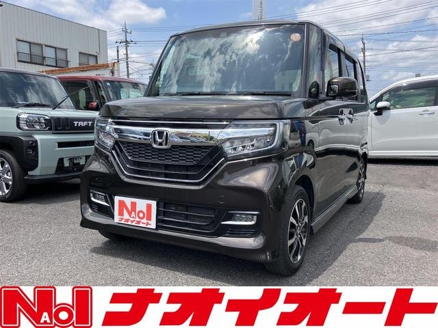 Honda N-BOX CUSTOM 2020 — фото автомобиля 1