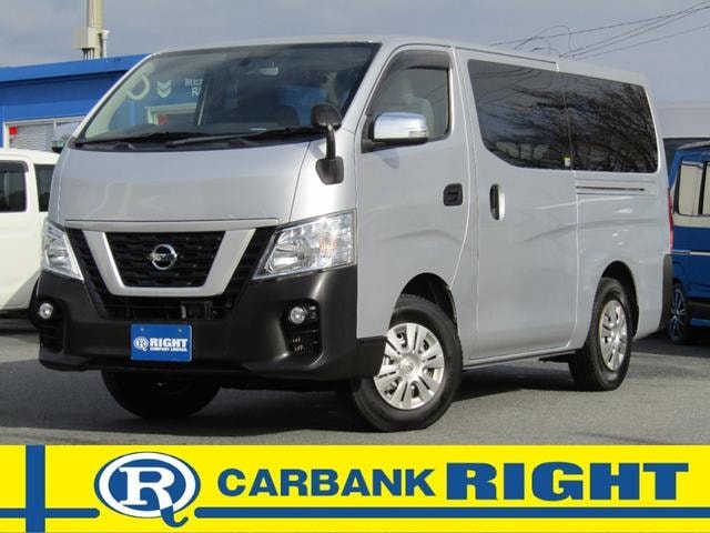 Nissan NV350CARAVAN VAN 2018 — фото автомобиля 1