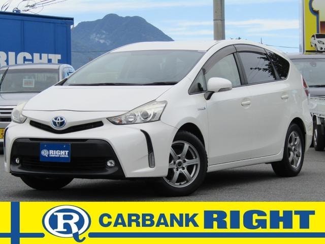 Toyota PRIUS ALPHA 2015 — фото автомобиля 1