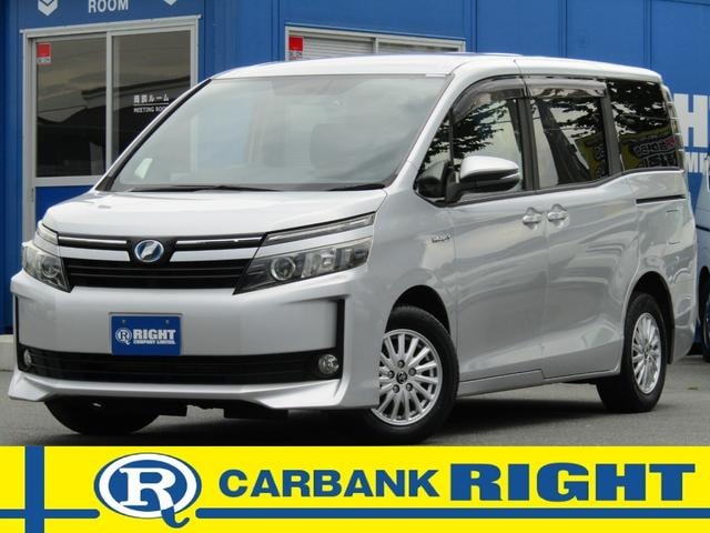 Toyota VOXY 2015 — фото автомобиля