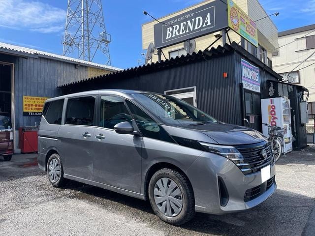 Nissan SERENA 2023 — фото автомобиля 1