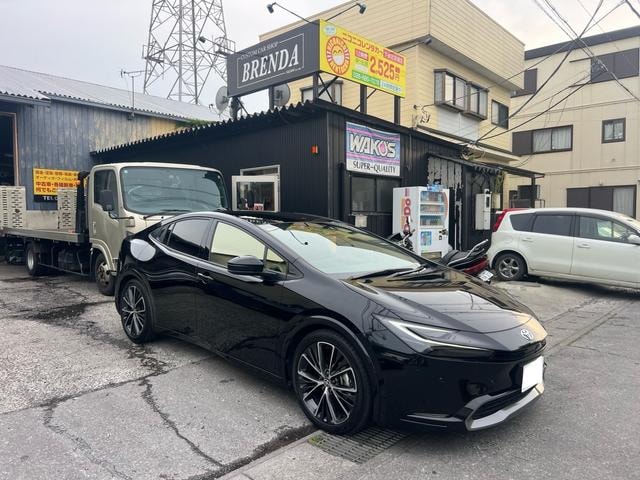 Toyota PRIUS 2024 — фото автомобиля 1