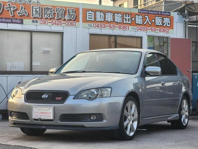 Subaru LEGACY B4 2005 — фото автомобиля 1