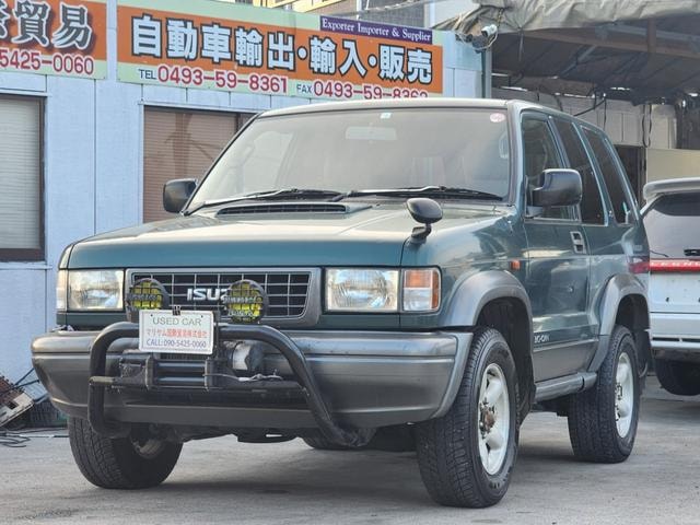 Isuzu BIGHORN 1995 — фото автомобиля