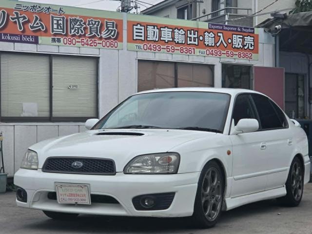 Subaru LEGACY B4 2001 — фото автомобиля 1