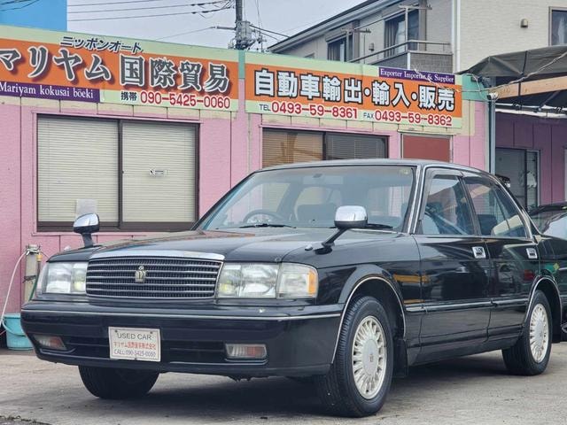 Toyota CROWN 1993 — фото автомобиля 1