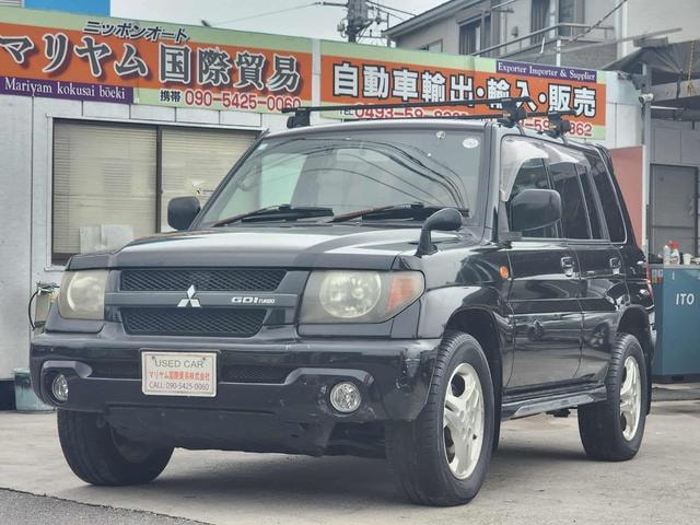 Mitsubishi PAJERO IO 2002 — фото автомобиля