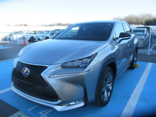 Lexus NX 2016 — фото автомобиля 1