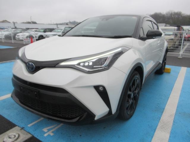 Toyota C-HR 2020 — фото автомобиля 1