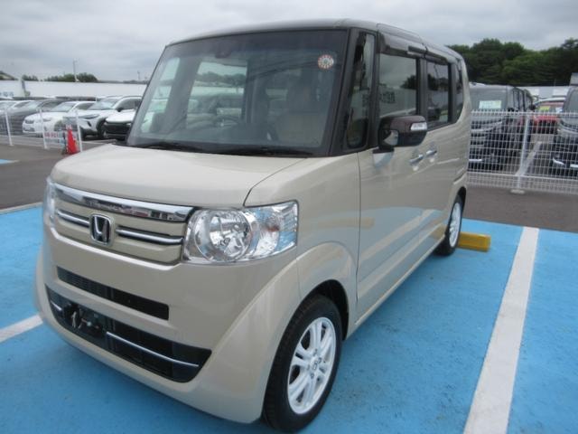 Honda N-BOX 2016 — фото автомобиля 1