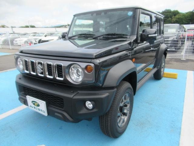 Suzuki JIMNY NOMADE 2026 — фото автомобиля 1