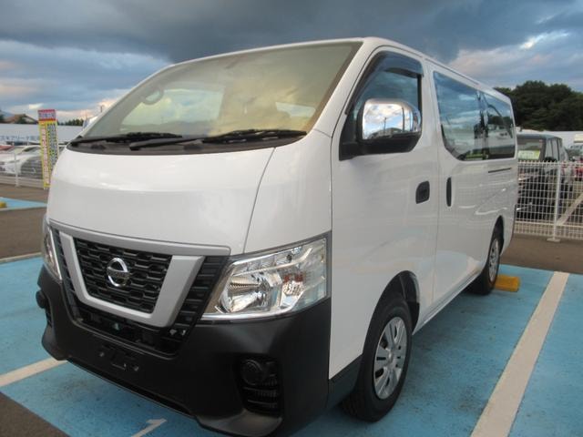 Nissan NV350CARAVAN VAN 2021 — фото автомобиля