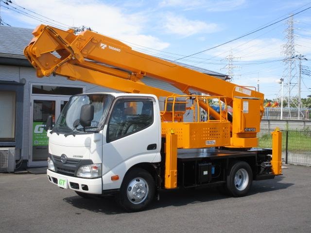 Hino DUTRO 2015 — фото автомобиля