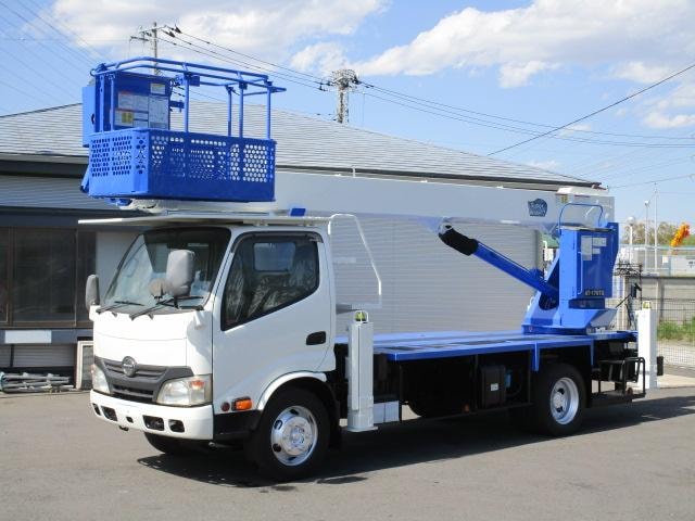 Hino DUTRO 2016 — фото автомобиля