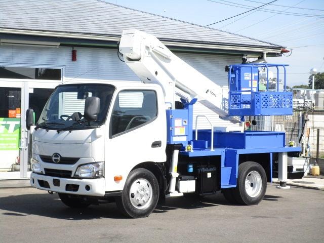 Hino DUTRO 2018 — фото автомобиля 1
