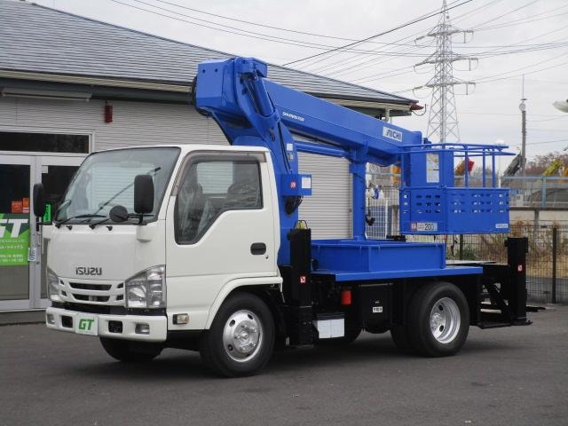Isuzu ELF TRUCK 2015 — фото автомобиля 1