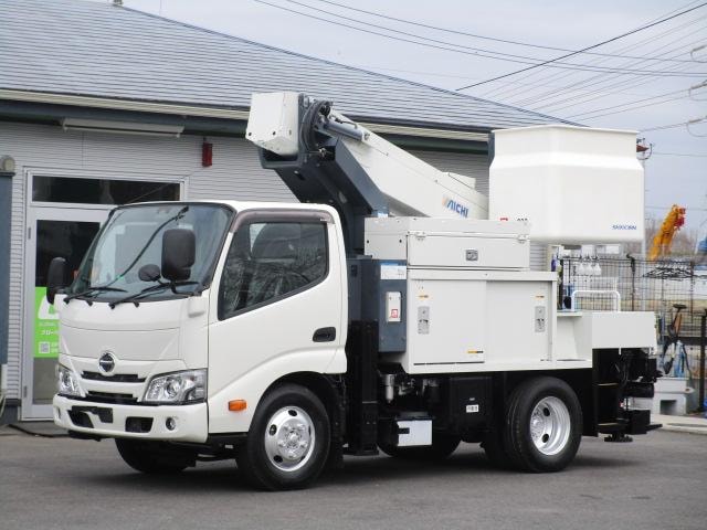 Hino DUTRO 2020 — фото автомобиля