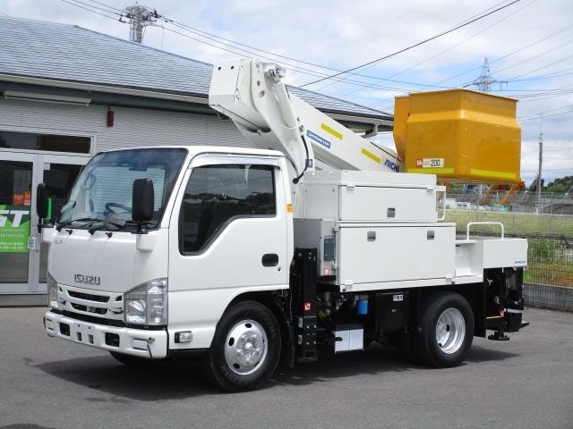 Isuzu ELF TRUCK 2017 — фото автомобиля