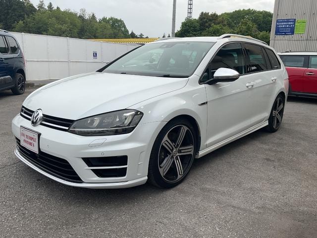 Volkswagen GOLF R VARIANT 2016 — фото автомобиля
