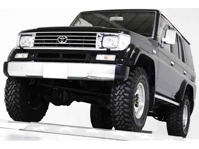Toyota LAND CRUISER PRADO 1992 — фото автомобиля