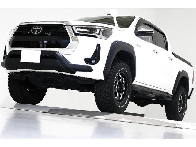 Toyota HILUX 2020 — фото автомобиля