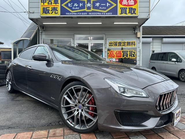 Maserati QUATTROPORTE 2018 — фото автомобиля