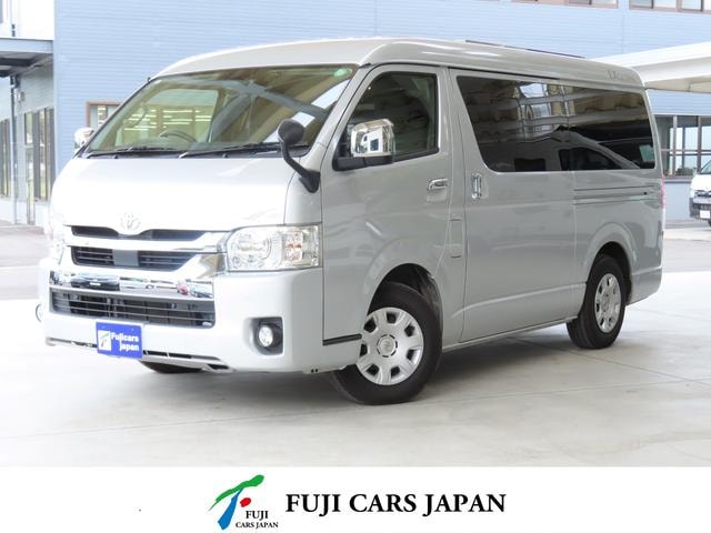 Toyota HIACE VAN 2022 — фото автомобиля