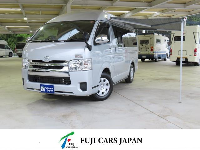 Toyota HIACE VAN 2018 — фото автомобиля