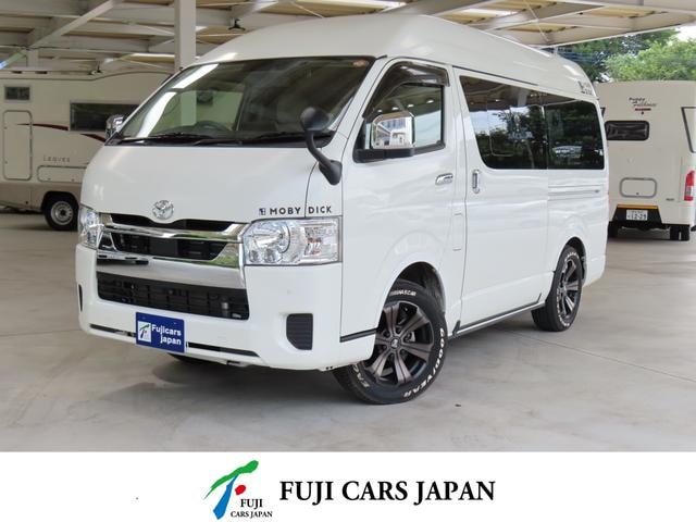 Toyota HIACE VAN 2022 — фото автомобиля