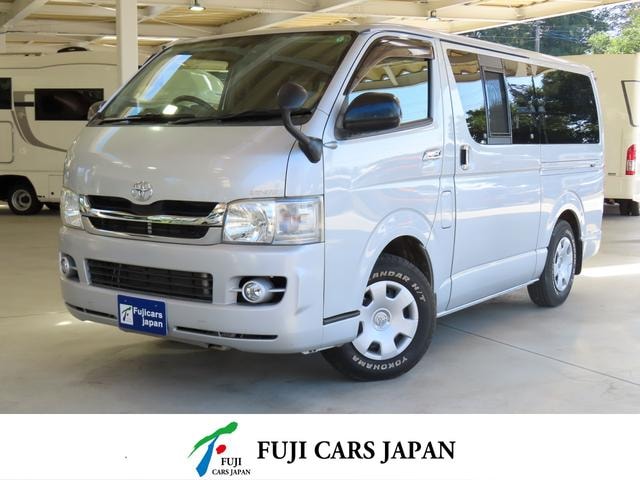 Toyota HIACE VAN 2010 — фото автомобиля
