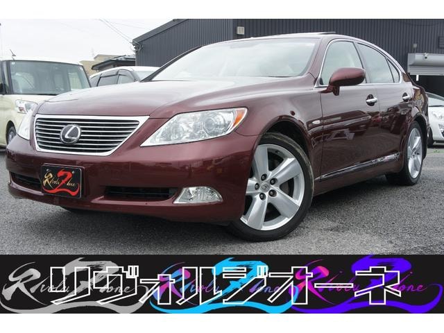 Lexus LS 2010 — фото автомобиля 1