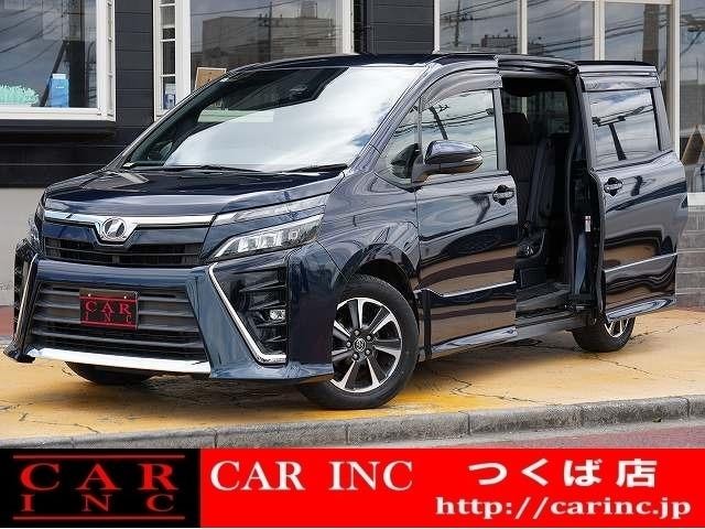 Toyota VOXY 2017 — фото автомобиля 1