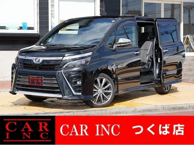 Toyota VOXY 2018 — фото автомобиля