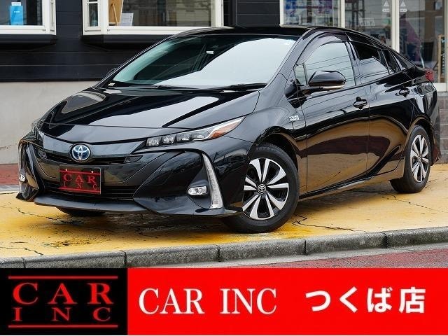 Toyota PRIUS PHV 2017 — фото автомобиля 1