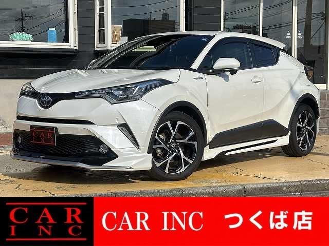 Toyota C-HR 2017 — фото автомобиля